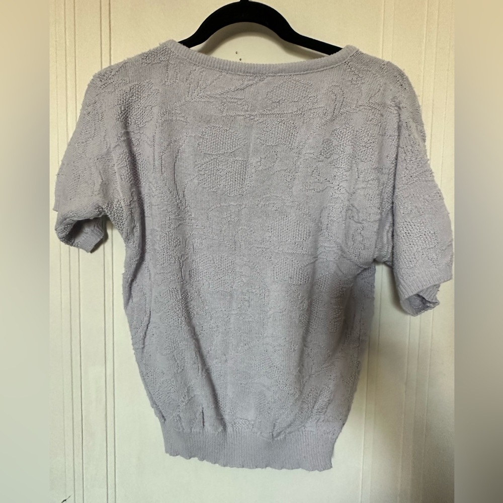 Tapered short sleeve lavender sweater